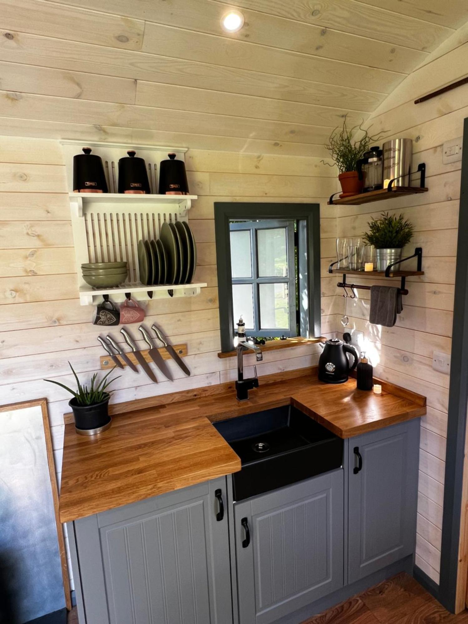 Mountain View Shepherd'S Hut For 2 Adults, 1 Dog Villa Llangoed Luaran gambar